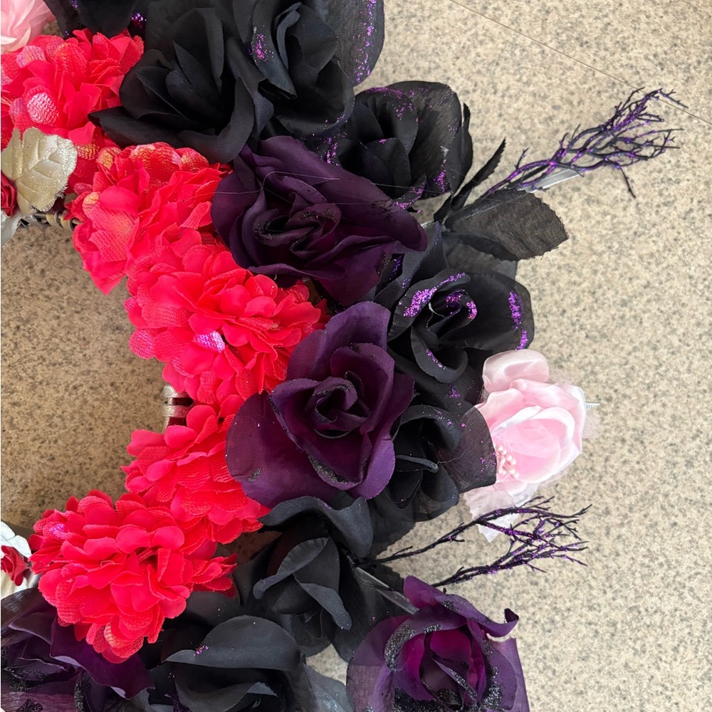 Vibrant Black and Pink Floral Hair Accessory